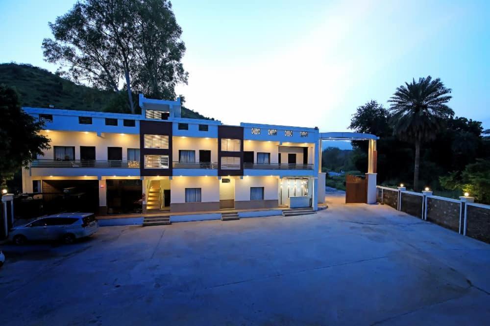 Dasmaya Resort Udaipur Kültér fotó
